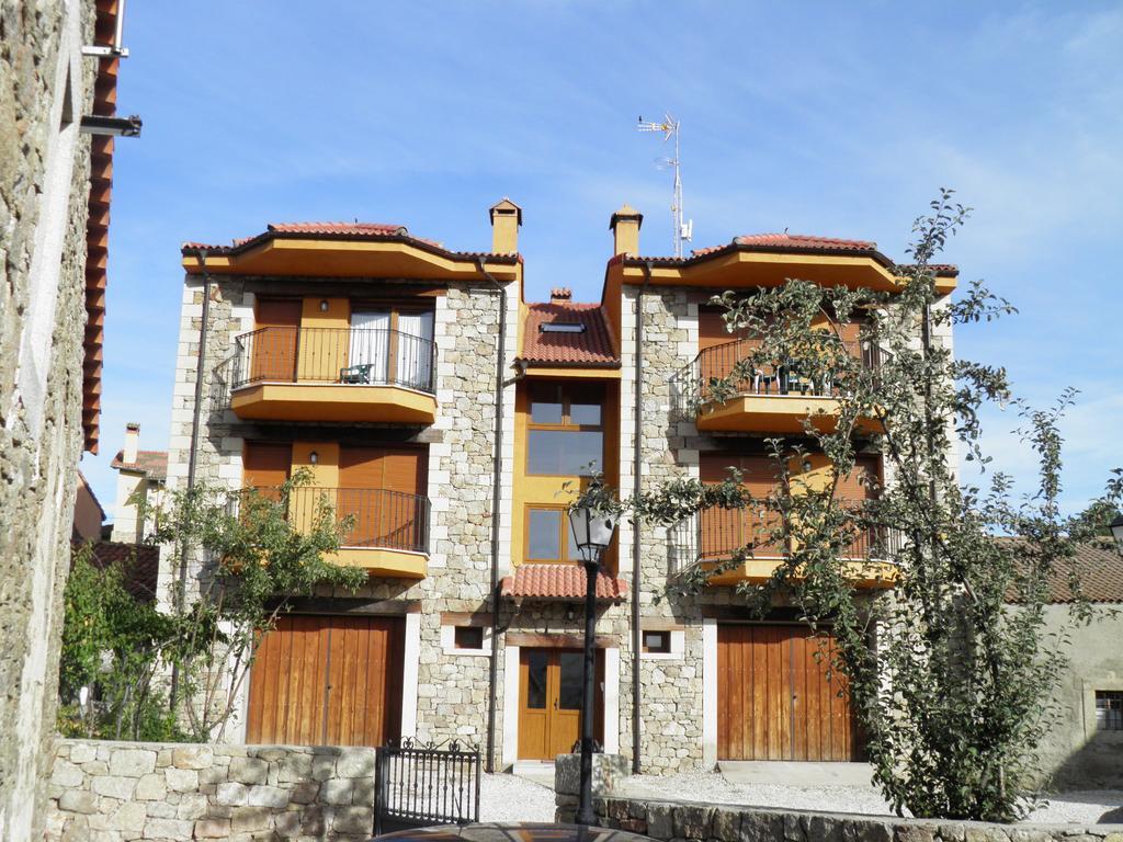 Mirasierra II Y III Navarredonda de Gredos Luaran gambar
